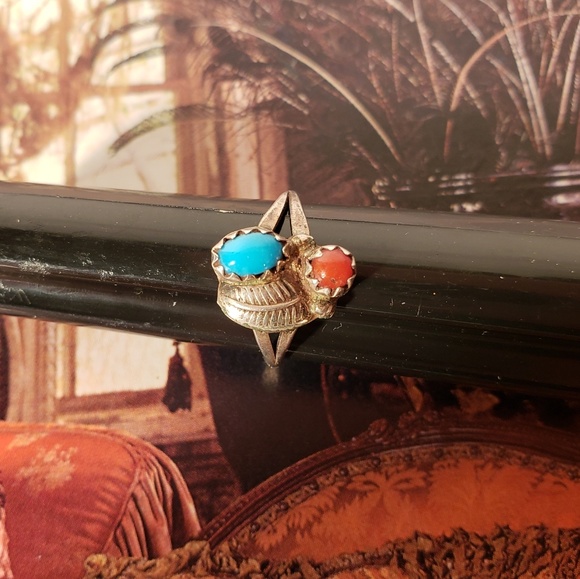 Vintage 1970s Turquoise Coral Sterling Silver Ring - Picture 5 of 6